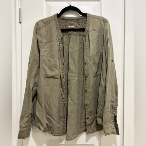 Holding Horses Anthropologie Button Up Shirt